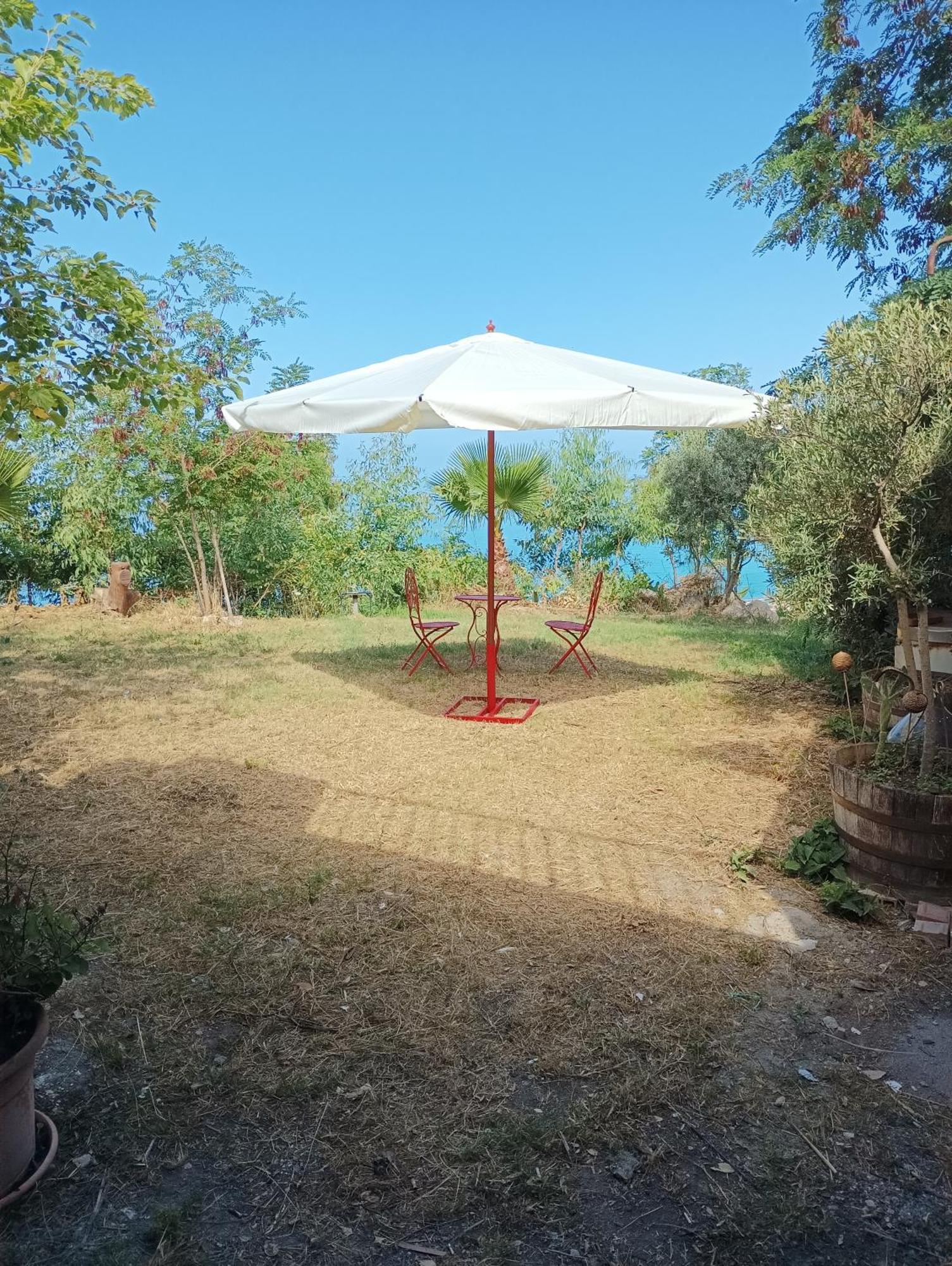 Hotel Palapico à Bonifati Extérieur photo